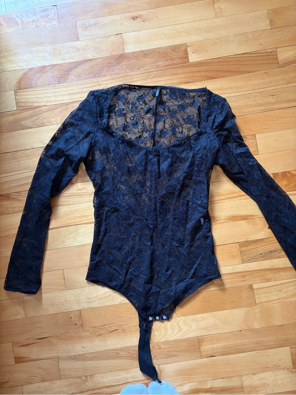 Intimissimi Women’s Black Lace Long-Sleeve Bodysuit
